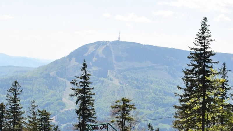 10 łatwych tras rodzinnych w Beskidach