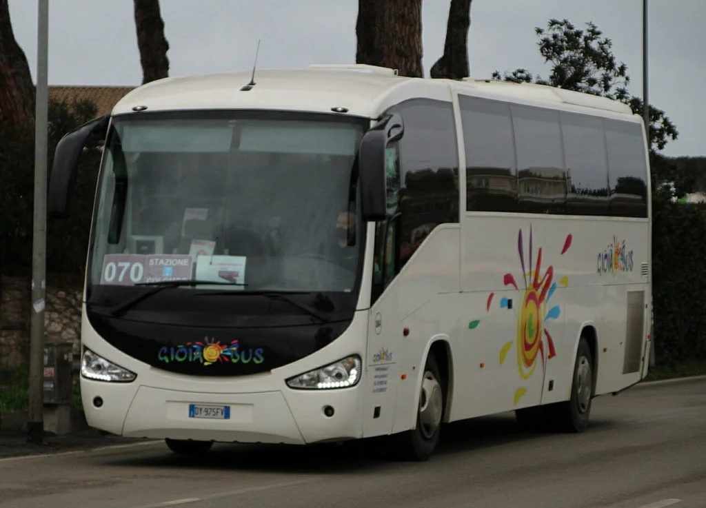 Autokar turystyczny