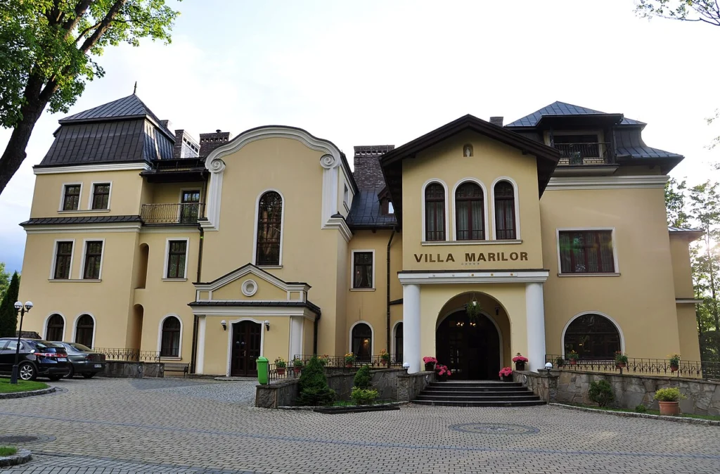 Zabytkowa willa w górskim kurorcie